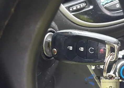 2020 Chevrolet Trax Awd Lt z USA, uszkodzony, nr VIN 3GNCJPSB7LL266339